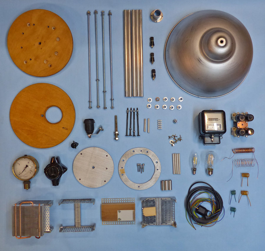 Steampunk Lamp 86 parts.jpg